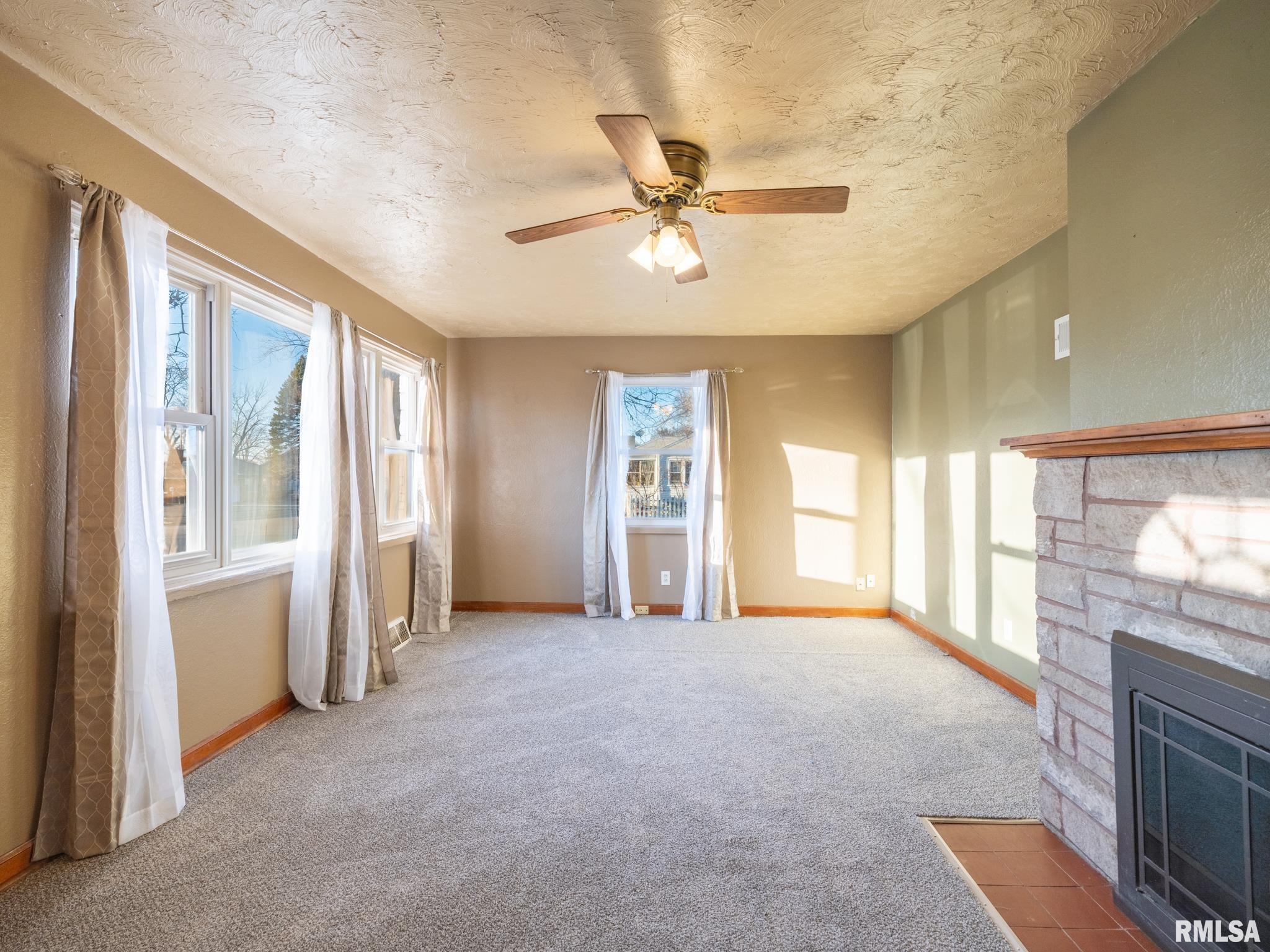 1200 South 9th Street Pekin, IL 61554 - Photo 9 of 44