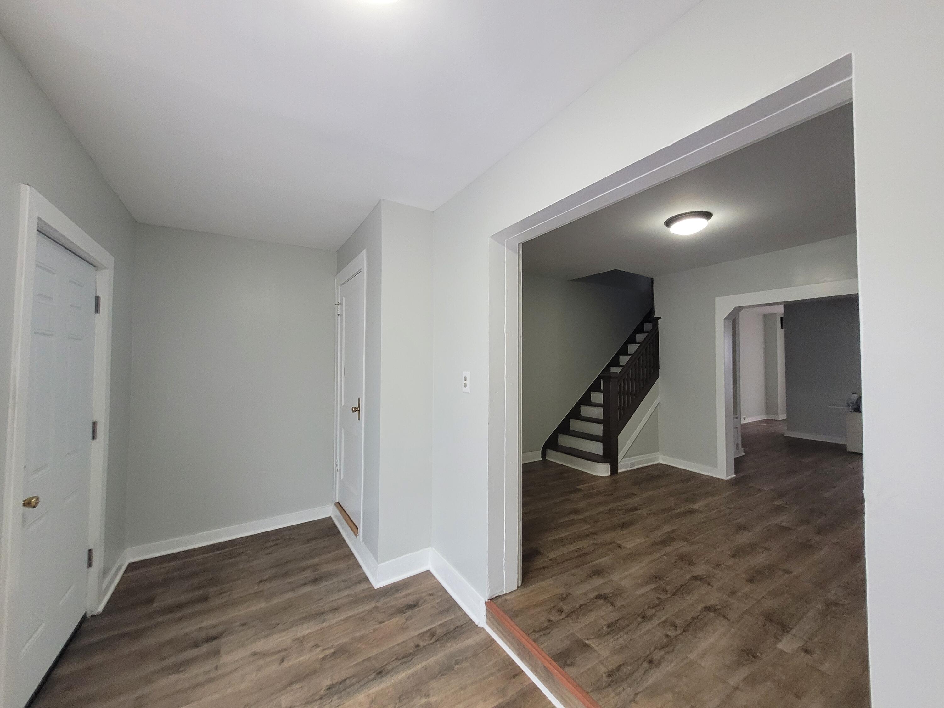 408 Jackson Street Gary, IN 46402 - Photo 5 of 18 3000x2250