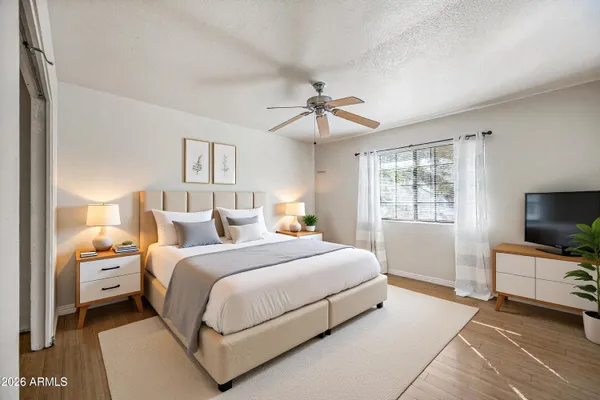 $199,900 | 2020 West Union Hills Drive, Unit 211, Phoenix, AZ 85027