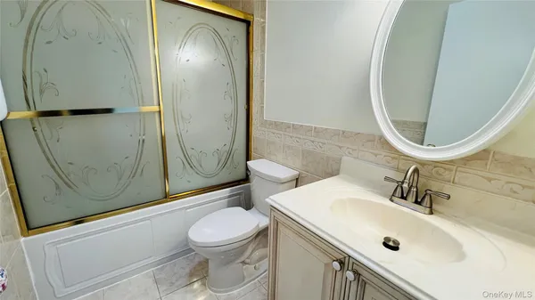 $2,500 | 399 Woodbridge Drive, Unit A, Ridge, NY 11961