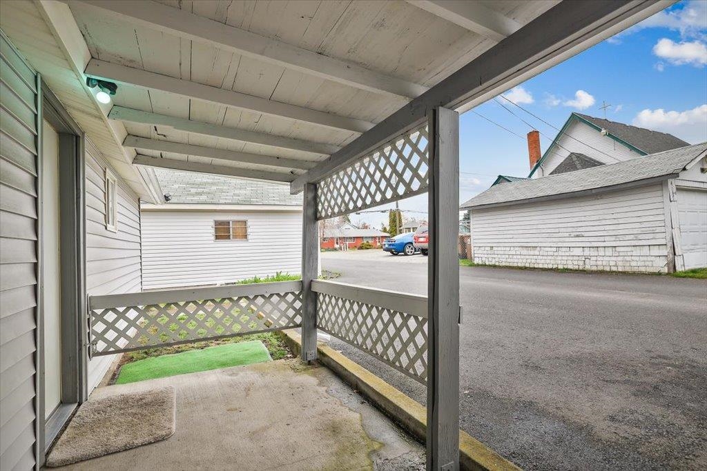 4118 North Madison Street Spokane, WA 99205 - Photo 23 of 32