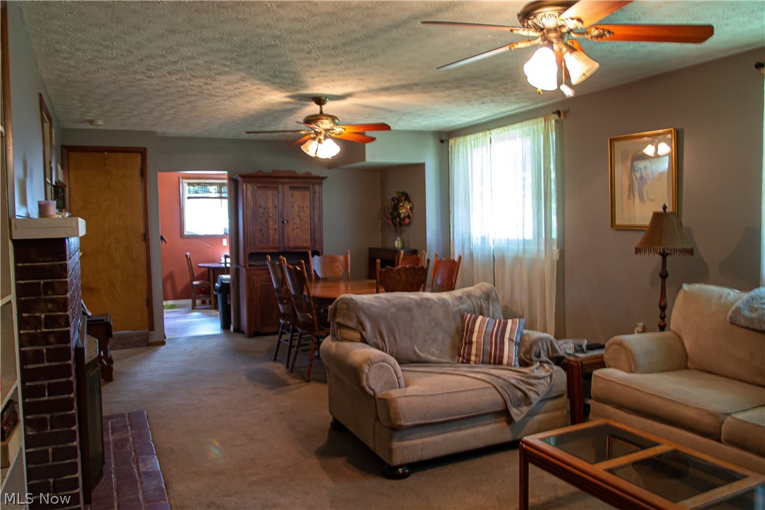 1785 Collier Road Akron, OH 44320 - Photo 5 of 21