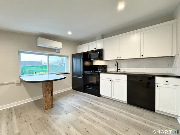 $1,495 | 16 Ruby Street, Unit 2, Norwalk, CT 06850