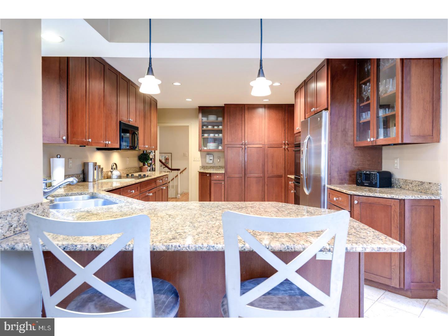 1391 Thomas Road Wayne, PA 19087 - Photo 11 of 25 Kitchen