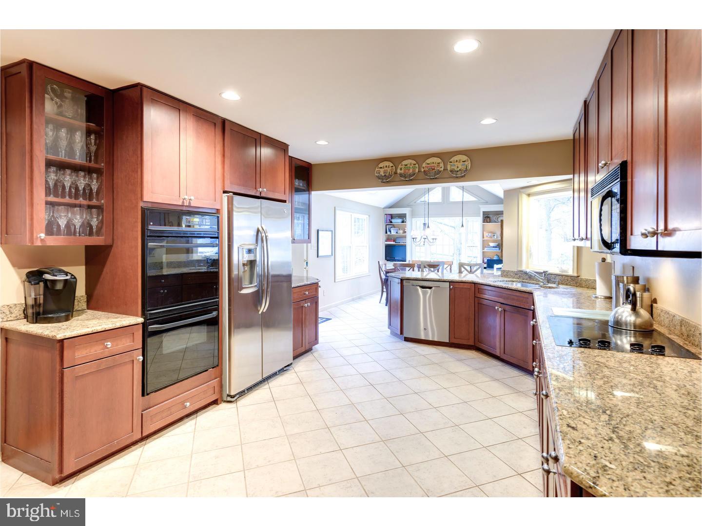 1391 Thomas Road Wayne, PA 19087 - Photo 9 of 25 Kitchen