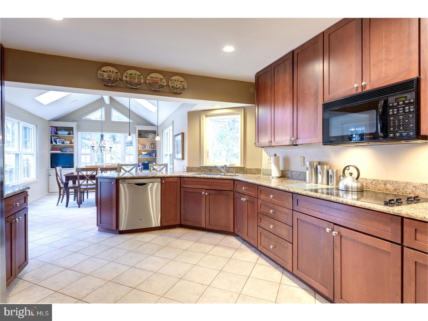 1391 Thomas Road Wayne, PA 19087 - Photo 10 of 25 Kitchen
