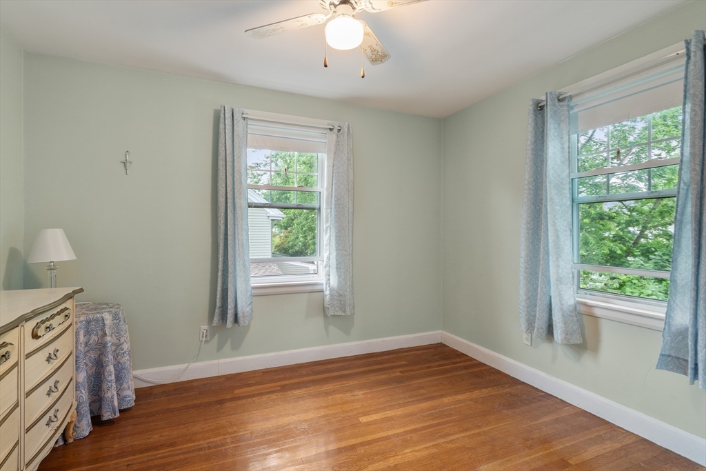 20 Rowe Street Milton, MA 02186 - Photo 16 of 25