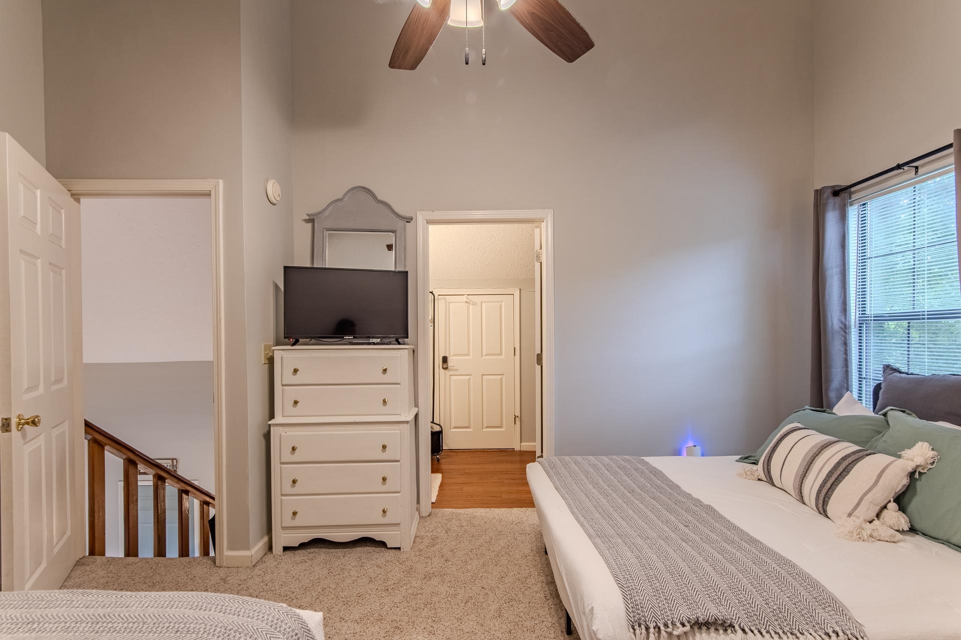 15 Lilly Cove Counce, TN 38326 - Photo 28 of 39 a bedroom with a bed and flat tv screen