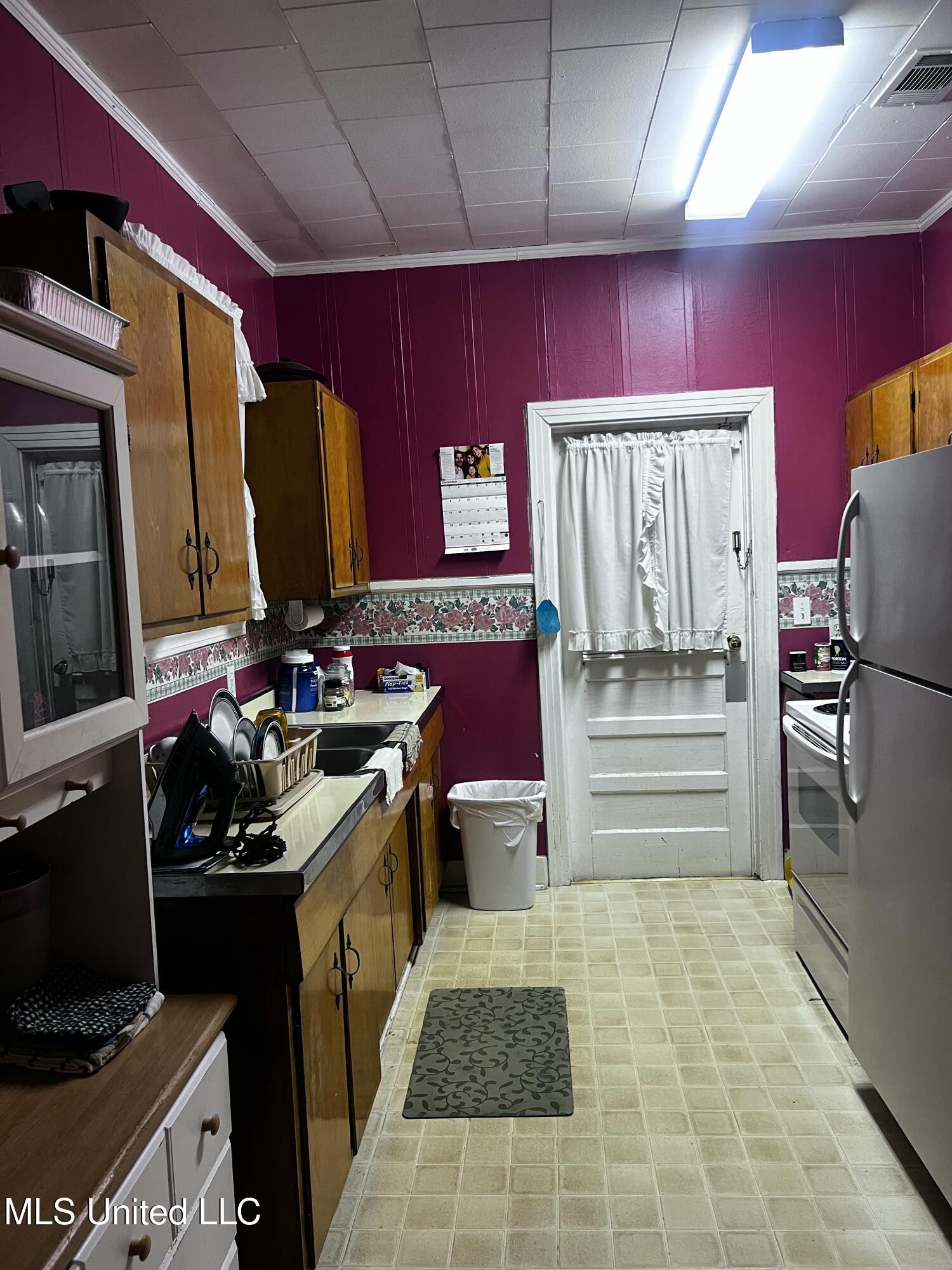 742 Brandon Avenue Jackson, MS 39209 - Photo 6 of 10 IMG_7617