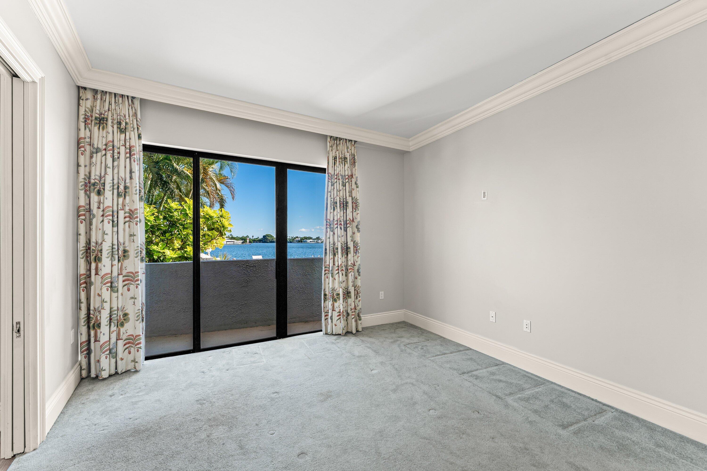 1200 South Flagler Drive, Unit 101 West Palm Beach, FL 33401 - Photo 11 of 44 020-1200SouthFlaglerDrive-101-WestPalmBe