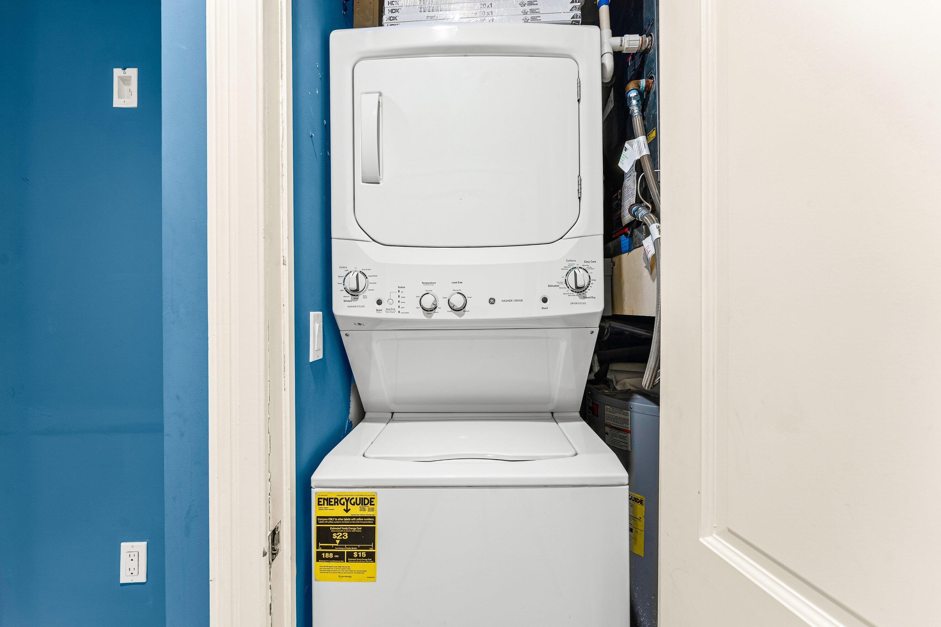 1200 South Flagler Drive, Unit 101 West Palm Beach, FL 33401 - Photo 30 of 44 a utility room with dryer and washer