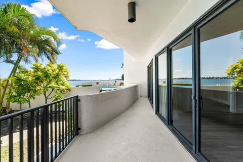 $1,150,000 | 1200 South Flagler Drive, Unit 101, West Palm Beach, FL 33401