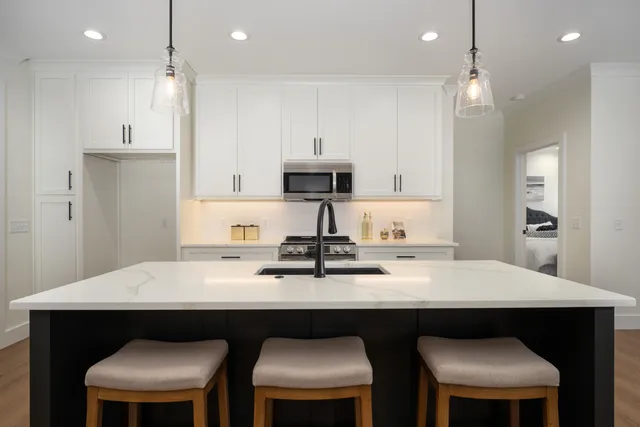 $615,000 | 216 Goose Creek Circle, Soddy Daisy, TN 37379