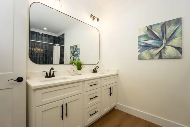 $615,000 | 216 Goose Creek Circle, Soddy Daisy, TN 37379