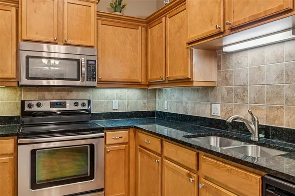 $350,000 | 4813 Michelle Lane, Palm Harbor, FL 34684