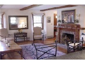 126 Hoit Road Concord, NH 03301 - Photo 2 of 9