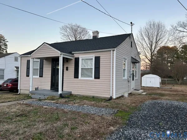 $199,900 | 2103 Wakefield Avenue, Colonial Heights, VA 23834