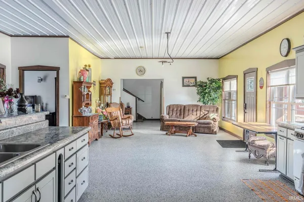 $750,000 | 2145 West 50th Street North, Lagrange, IN 46761