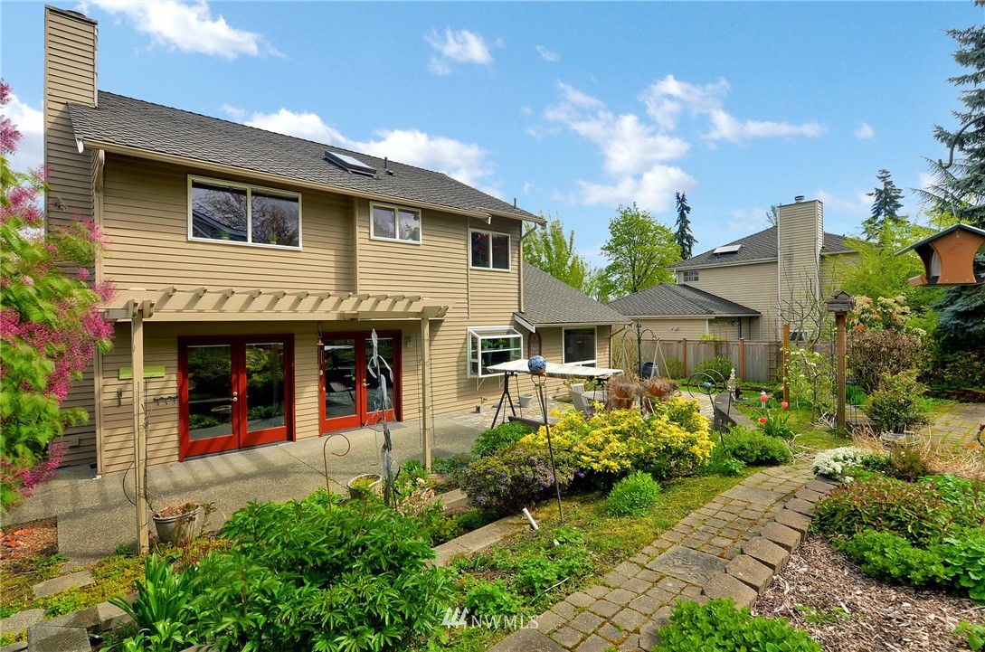 15019 92nd Place Northeast Bothell, WA 98011 - Photo 2 of 20 Gallery Image 2