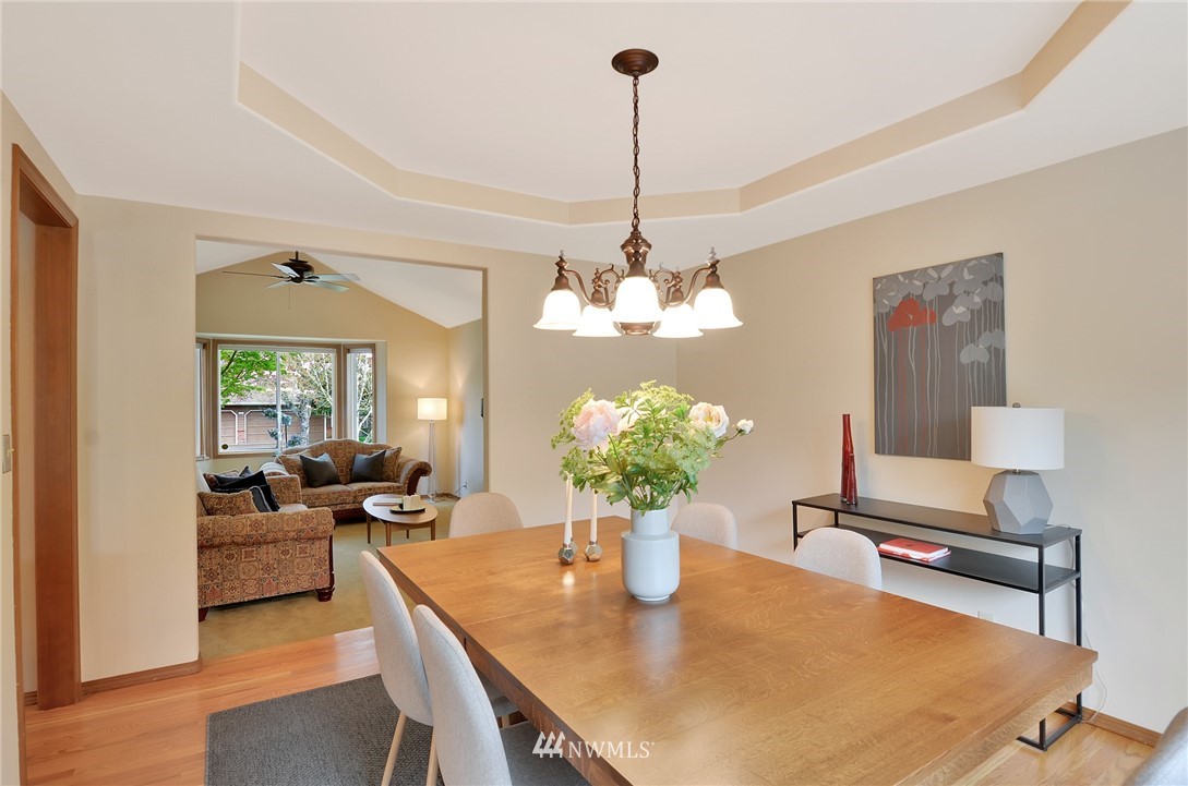 15019 92nd Place Northeast Bothell, WA 98011 - Photo 4 of 20 Gallery Image 4