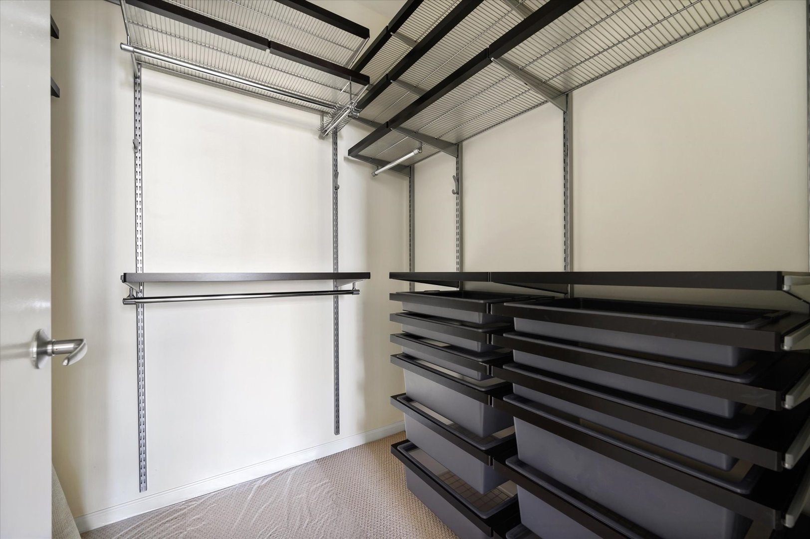 1255 South State Street, Unit 1913 Chicago, IL 60605 - Photo 10 of 21