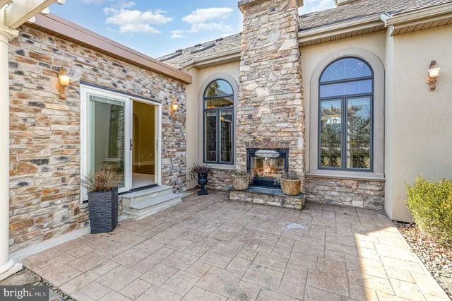 $899,000 | 2389 Via Firenze, Harrisburg, PA 17112