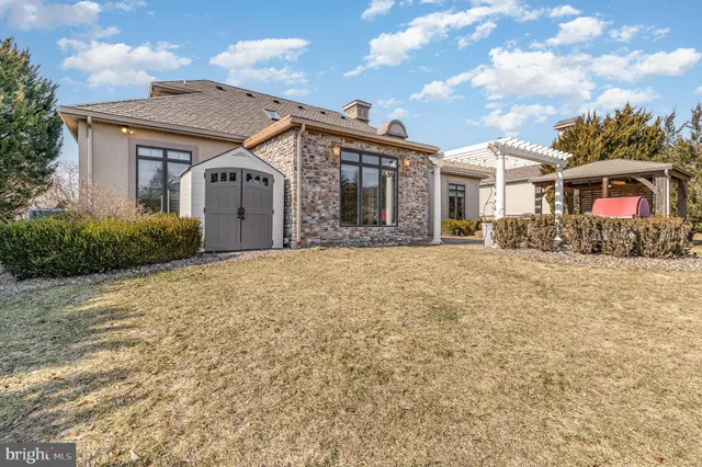 $899,000 | 2389 Via Firenze, Harrisburg, PA 17112