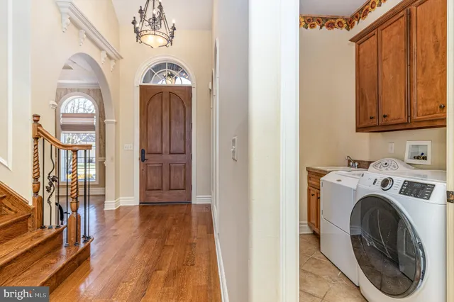 $899,000 | 2389 Via Firenze, Harrisburg, PA 17112