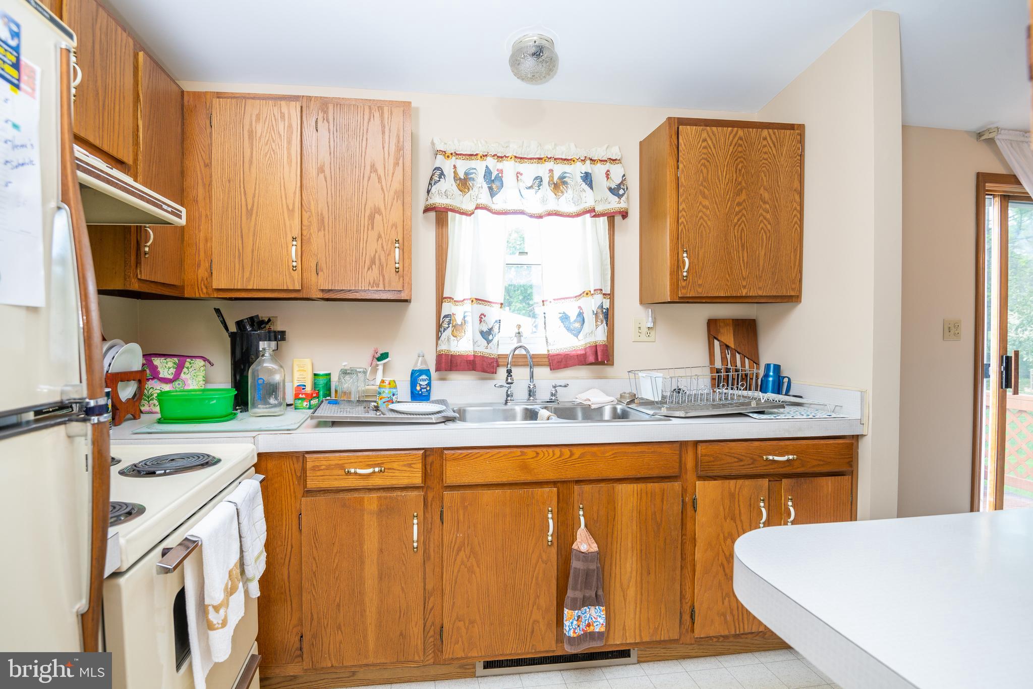 2351 Berkley Road Reading, PA 19605 - Photo 9 of 19