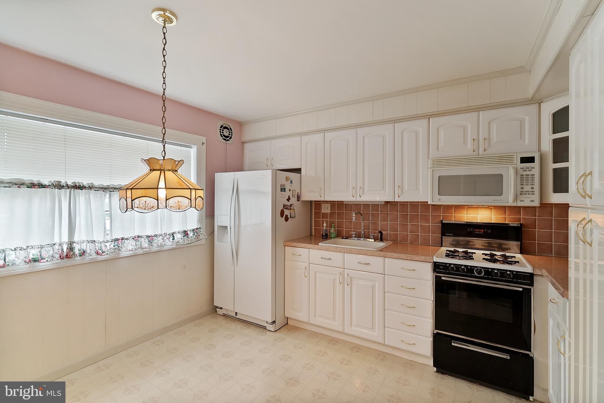 3336 Fairdale Road Philadelphia, PA 19154 - Photo 14 of 30
