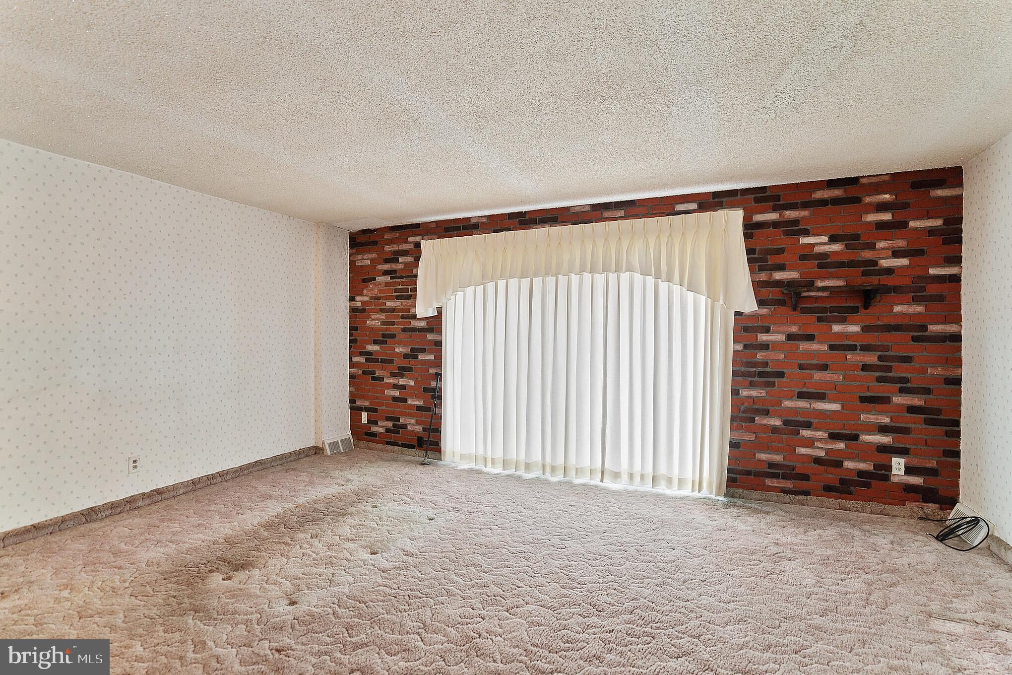 3336 Fairdale Road Philadelphia, PA 19154 - Photo 6 of 30