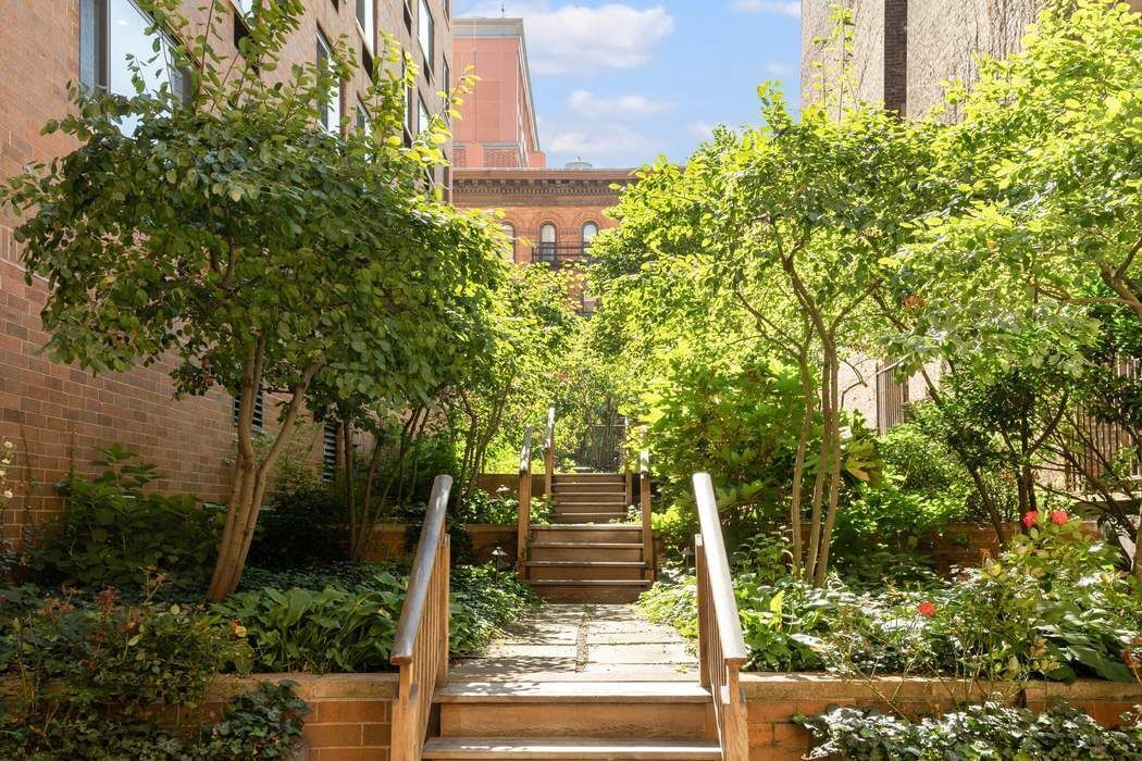 100 West 89th Street, Unit 4L Manhattan, NY 10024 - Photo 18 of 22