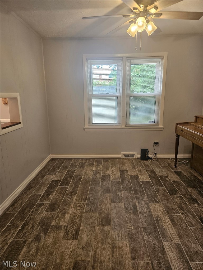4237 Stonehaven Road South Euclid, OH 44121 - Photo 6 of 35 Gallery Image 6