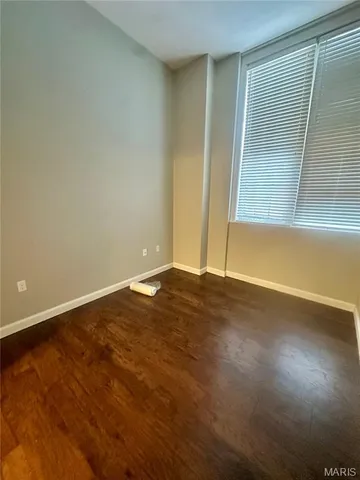 $1,395 | Undisclosed Address, St. Louis, MO 63110