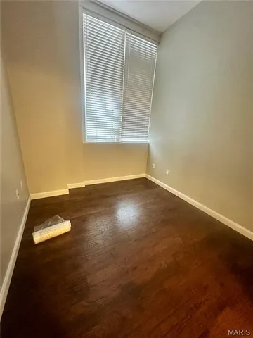 $1,395 | Undisclosed Address, St. Louis, MO 63110