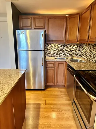$1,395 | Undisclosed Address, St. Louis, MO 63110