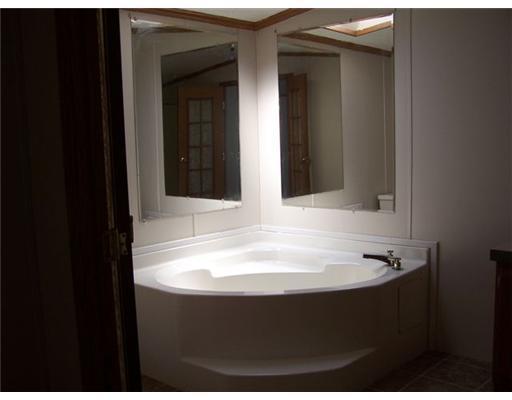 83 New County Road Rockland, ME 04841 - Photo 8 of 10 Master Bath/Spa.