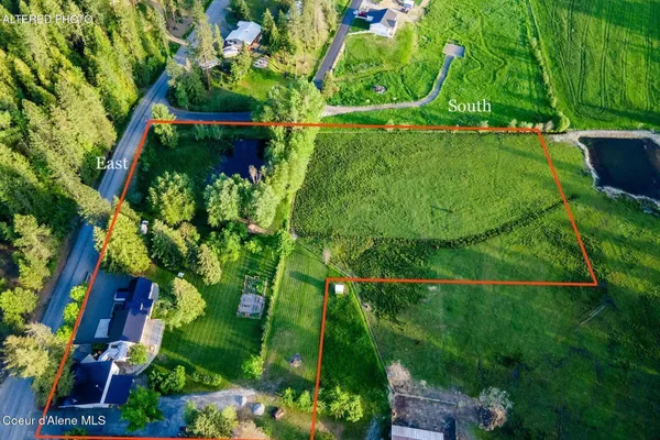 $999,000 | 1041 Bottle Bay Road, Sagle, ID 83860