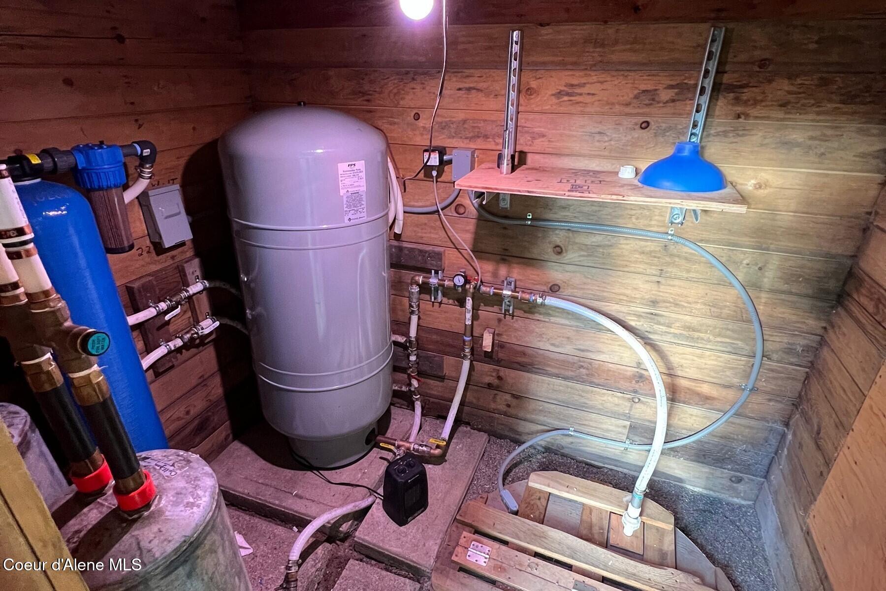 1041 Bottle Bay Road Sagle, ID 83860 - Photo 60 of 67 Well House Mechanical Systems