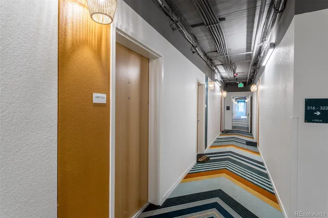 a view of an outdoor space