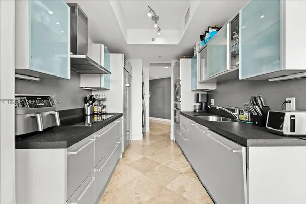 $5,000 | 18201 Collins Avenue, Unit 601A, Sunny Isles Beach, FL 33160
