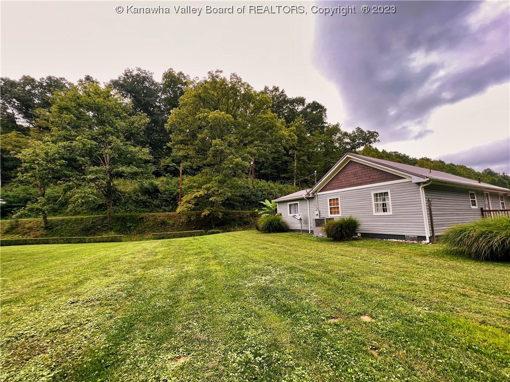 790 Narrow Branch Road Elkview, WV 25071 - Photo 32 of 39 Gallery Image 32