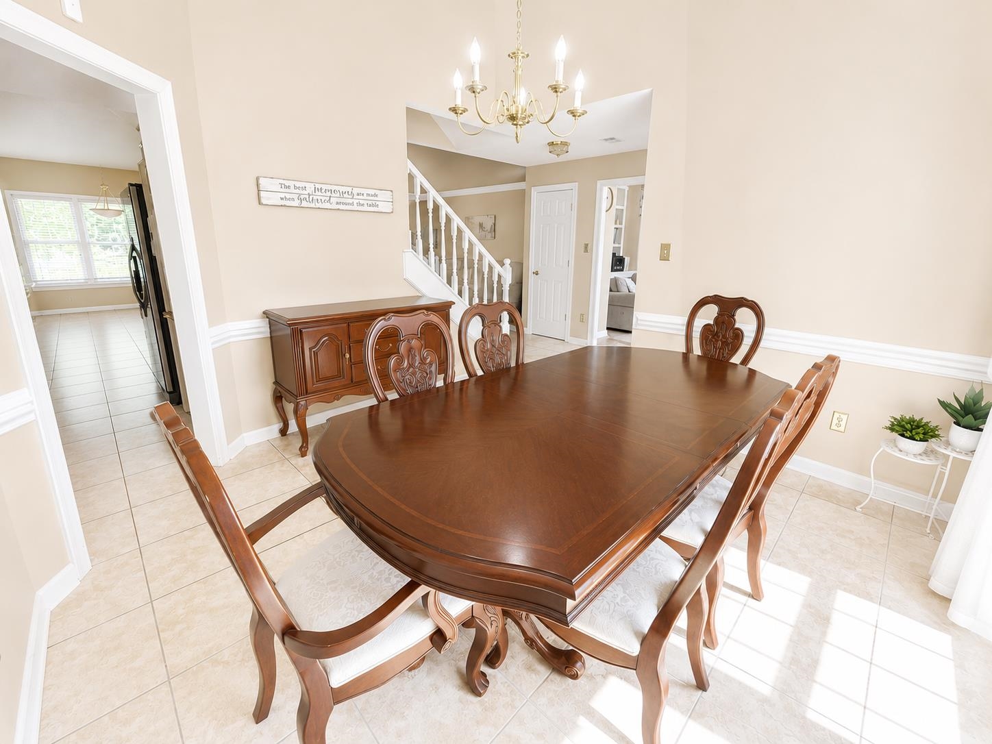 326 South Sanga Road Cordova, TN 38018 - Photo 9 of 32 Neutral tone walls with white chair rail molding
