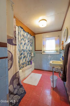 $140,000 | 30 East Main Street, White Creek, NY 12816