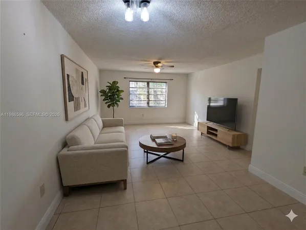 $2,100 | 4050 Northwest 135th Street, Unit 89, Opa-Locka, FL 33054