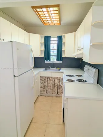 $2,100 | 4050 Northwest 135th Street, Unit 89, Opa-Locka, FL 33054
