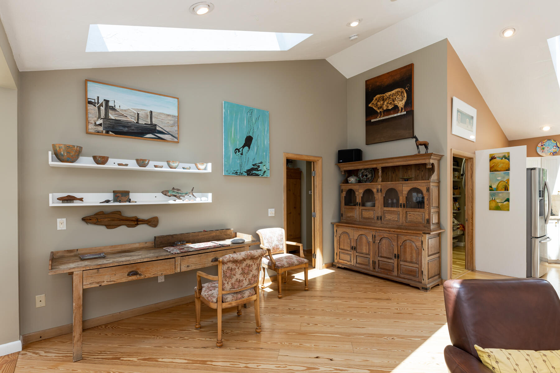 25 Adams Way Eastham, MA 02642 - Photo 18 of 60 a workspace with wooden floor