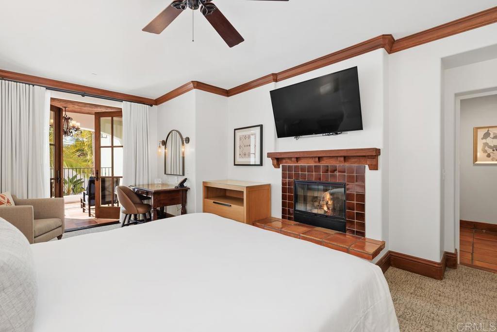 7323 Estrella De Mar Road, Unit 37 Carlsbad, CA 92009 - Photo 15 of 47