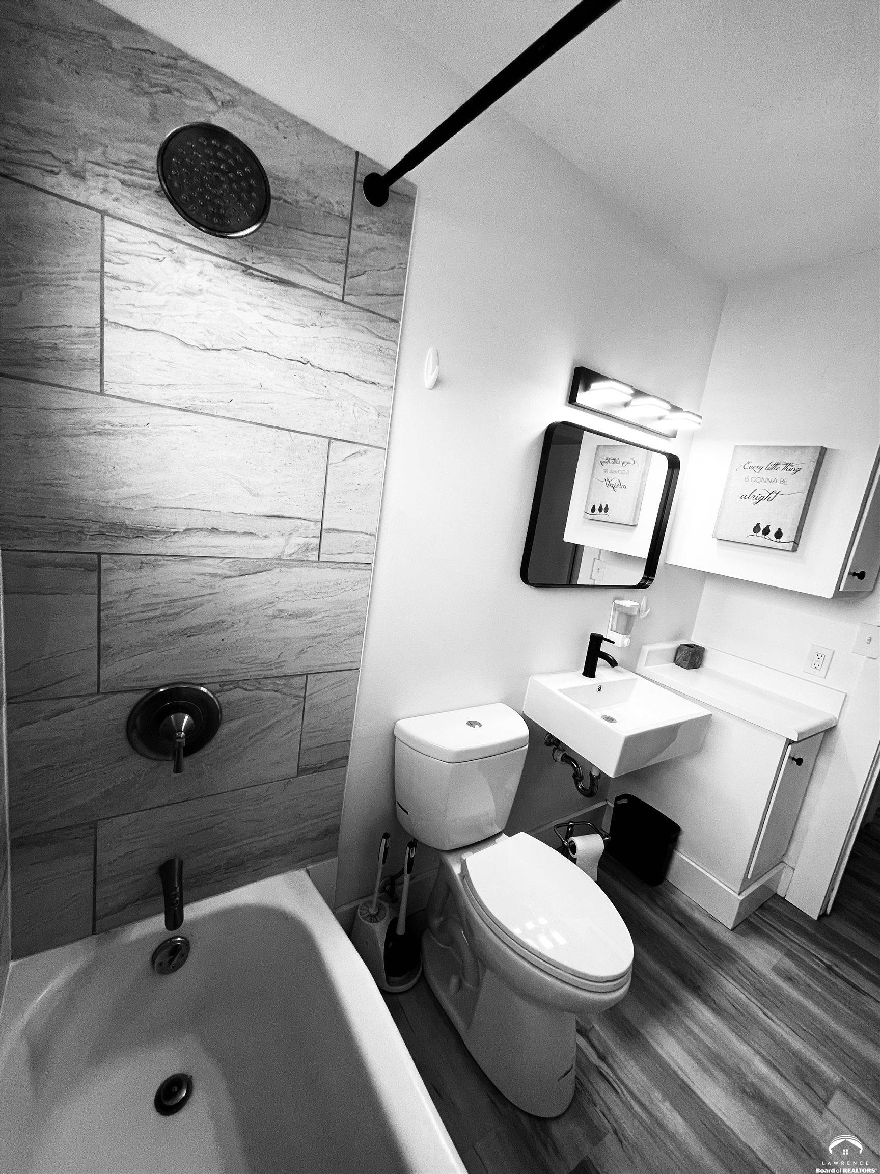 1515 West 3rd Street Lawrence, KS 66044 - Photo 14 of 31