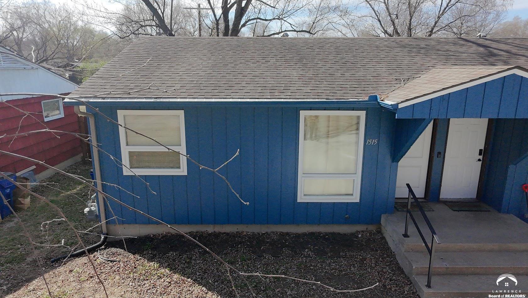 1515 West 3rd Street Lawrence, KS 66044 - Photo 2 of 31